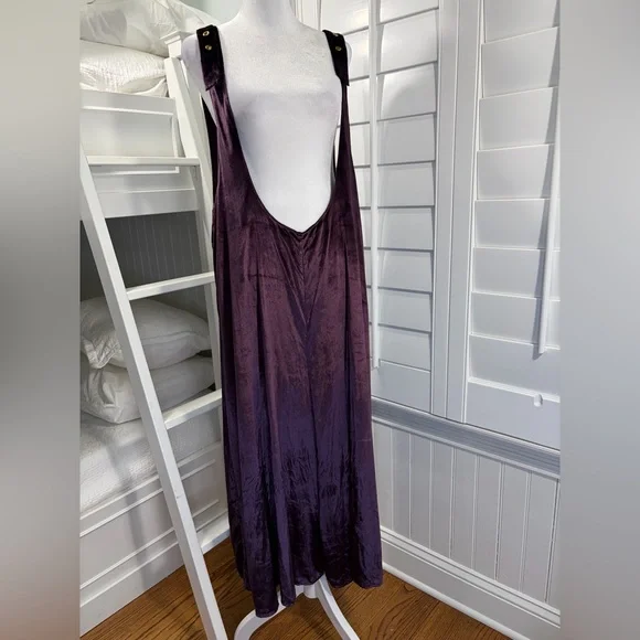 NWT Anthropologie Maeve Velvet Culotte Overalls Wide Leg Cropped Jumpsuit - Picture 3 of 6